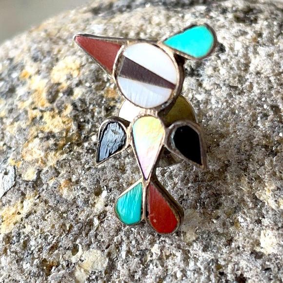 Vintage Zuni Native American Thunderbird Lapel Pin or Tie Tack - Picture 7 of 7
